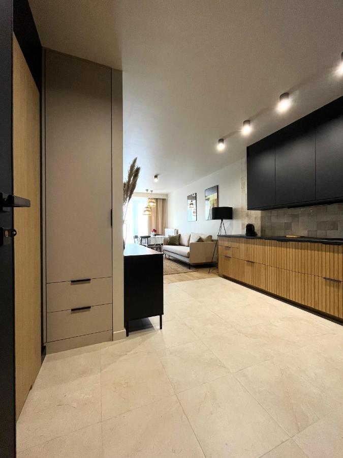 Wyszynskiego Apartment - Self Check-In 20H - Parking &Lift Breslávia Exterior foto